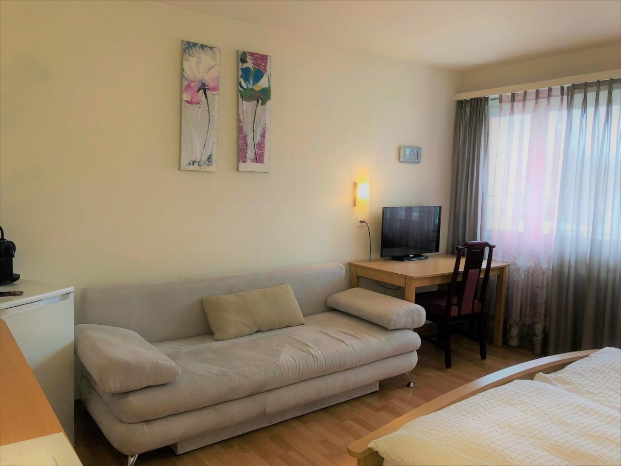 City Hotel Wettingen Bagian luar foto