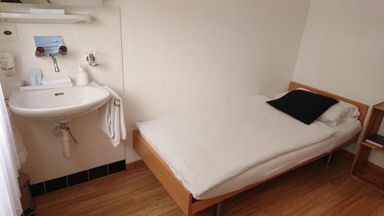 City Hotel Wettingen Bagian luar foto