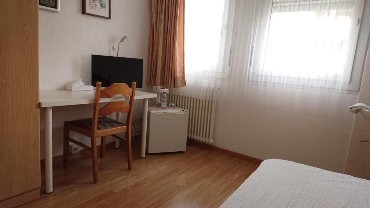 City Hotel Wettingen Bagian luar foto
